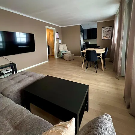 Appartamento Sentrumsnaer Med Gratis Parkering Lillehammer